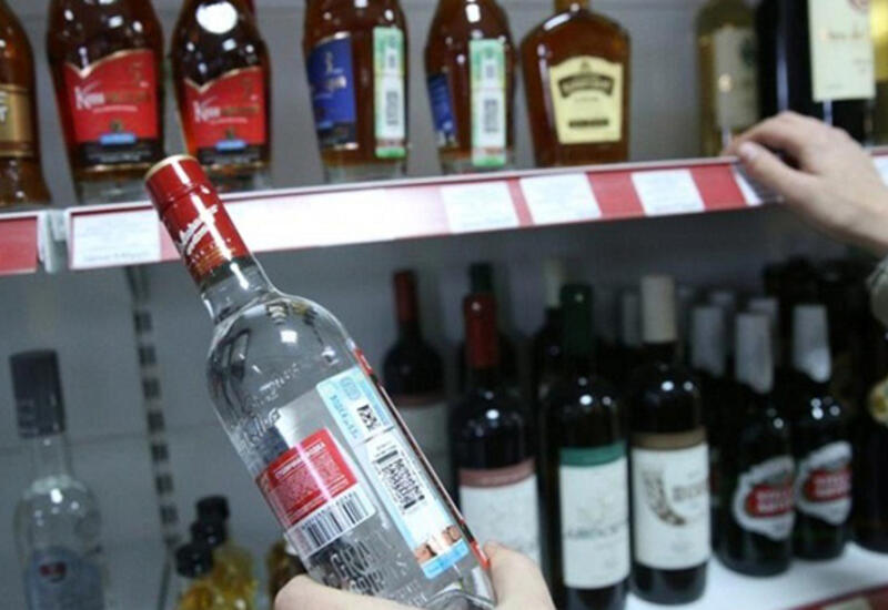 Alkoqollu içkiləri bu qiymətdən aşağı satanların cəriməsi artırılır