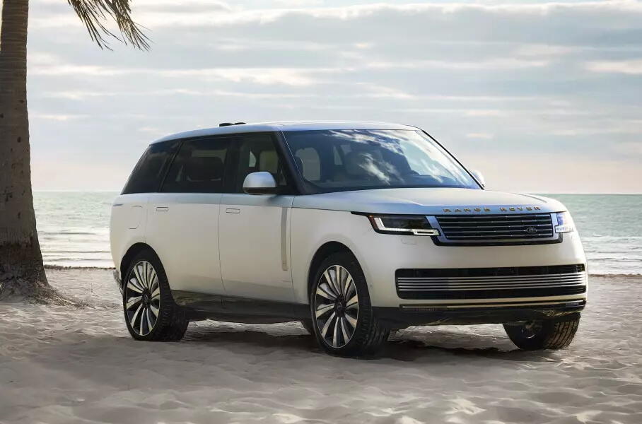 Range Rover SV Candeo: почти килограмм золота и ручная окраска кузова
