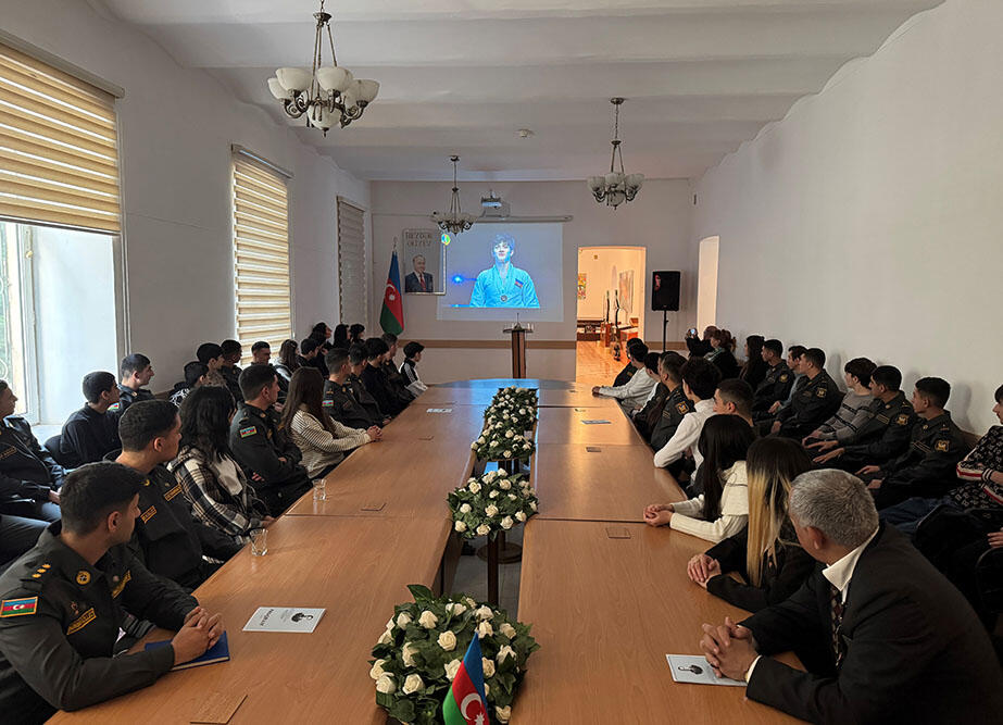 В азербайджанской армии прошли мероприятия по случаю Дня памяти великого лидера Гейдара Алиева