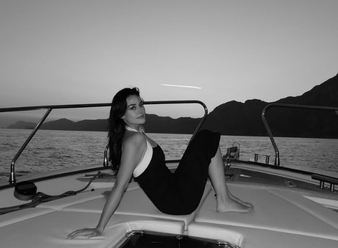 İş adamı sevgilisini ilk dəfə paylaşdı