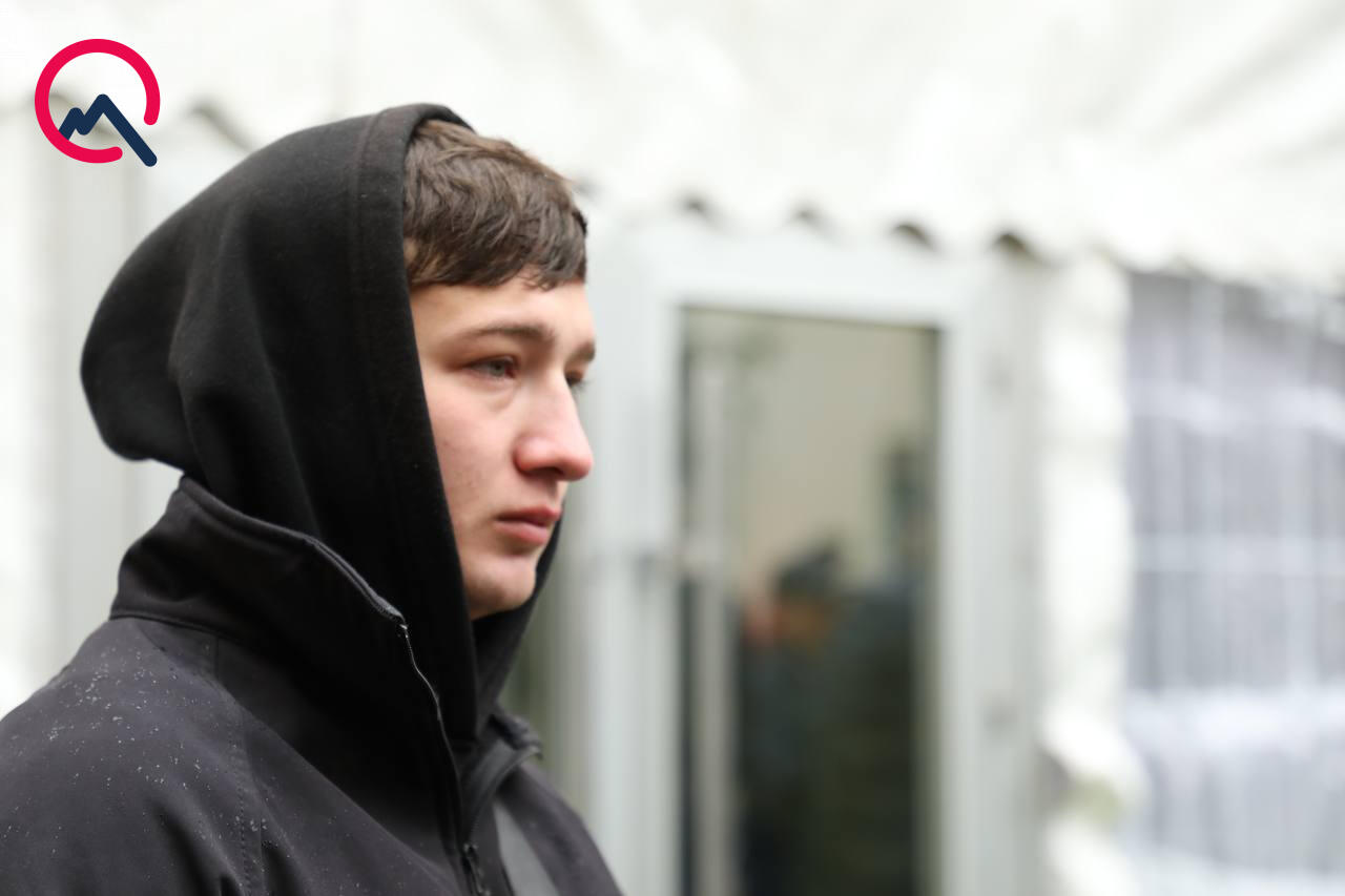 Yaxınları Məhəmmədəli ilə vidalaşır...