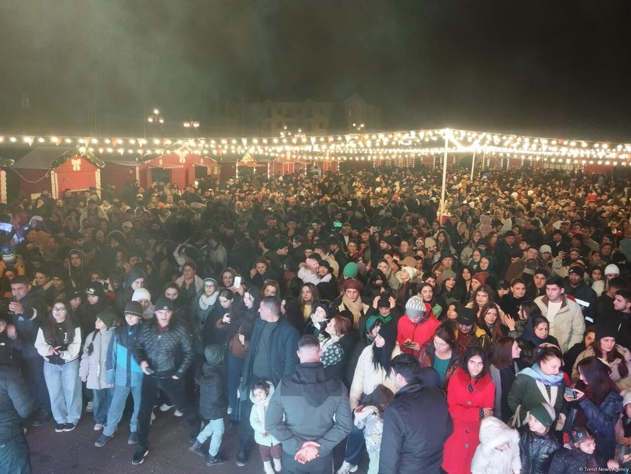 Праздничный салют в Ханкенди