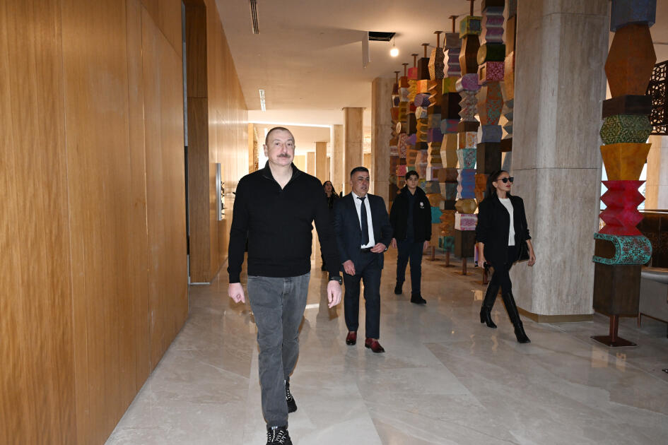 Prezident İlham Əliyev və Birinci xanım Mehriban Əliyeva Şahdağda “Lakeside” hotelində aparılmış işlərlə və “Xizək klubu” binasının tikintisi ilə tanış olublar
