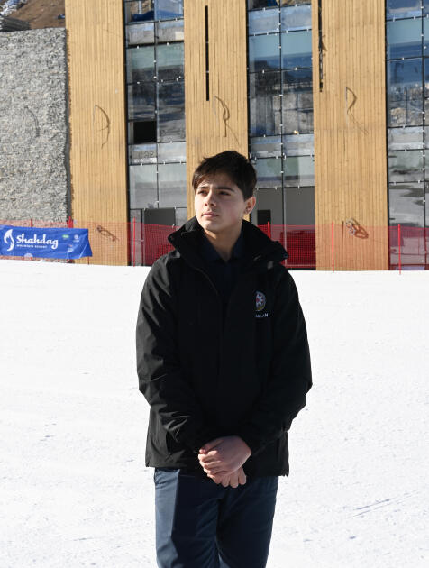 Prezident İlham Əliyev və Birinci xanım Mehriban Əliyeva Şahdağda “Lakeside” hotelində aparılmış işlərlə və “Xizək klubu” binasının tikintisi ilə tanış olublar