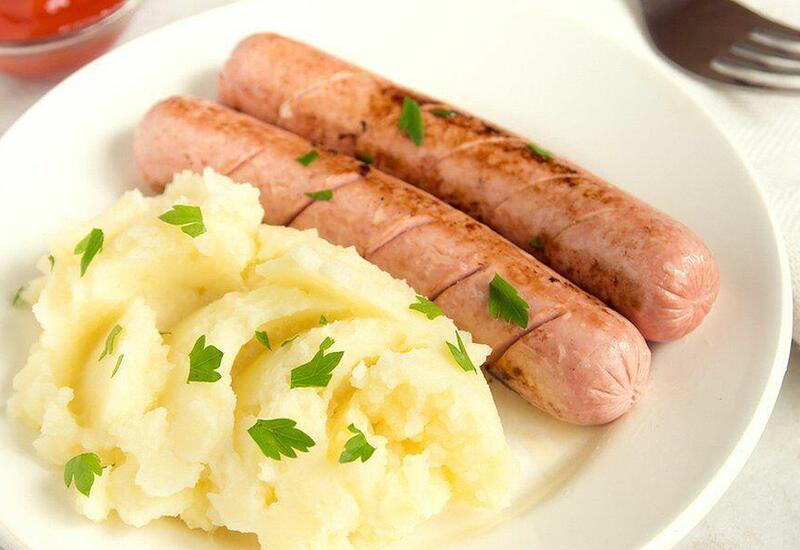 Sosis ilə mədə xərçəngi arasında əlaqə sübut edildi