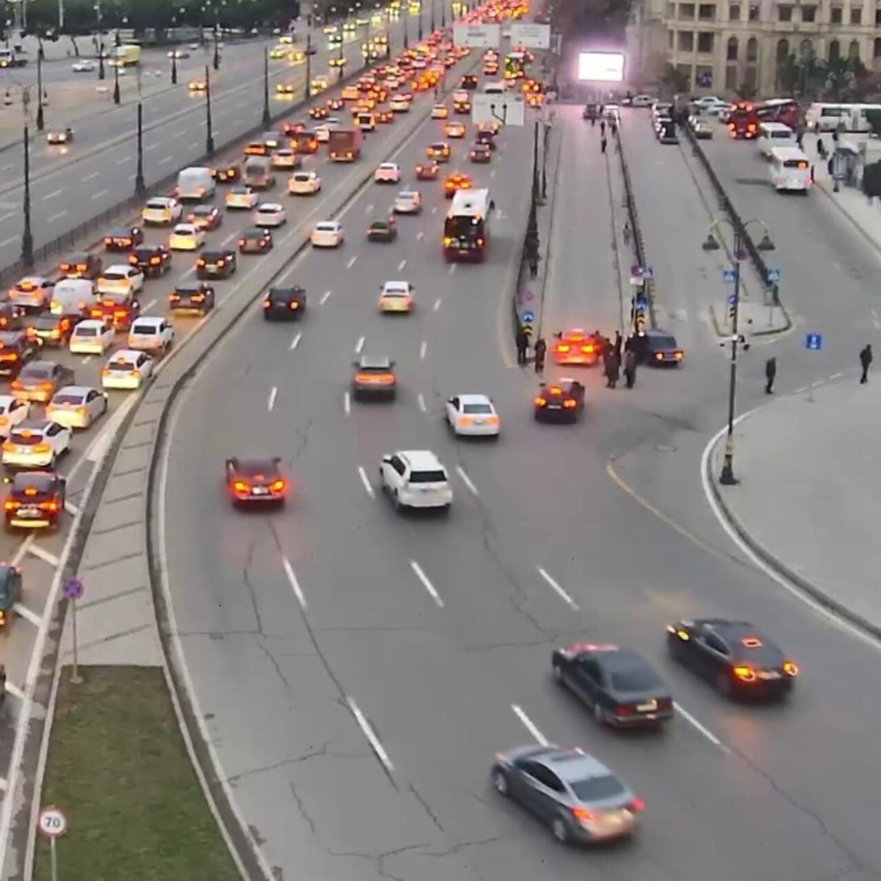 Sürücülərin NƏZƏRİNƏ