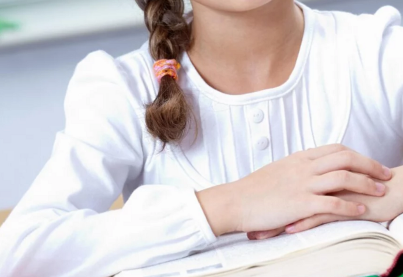 Azərbaycanda məktəbli qız öldü