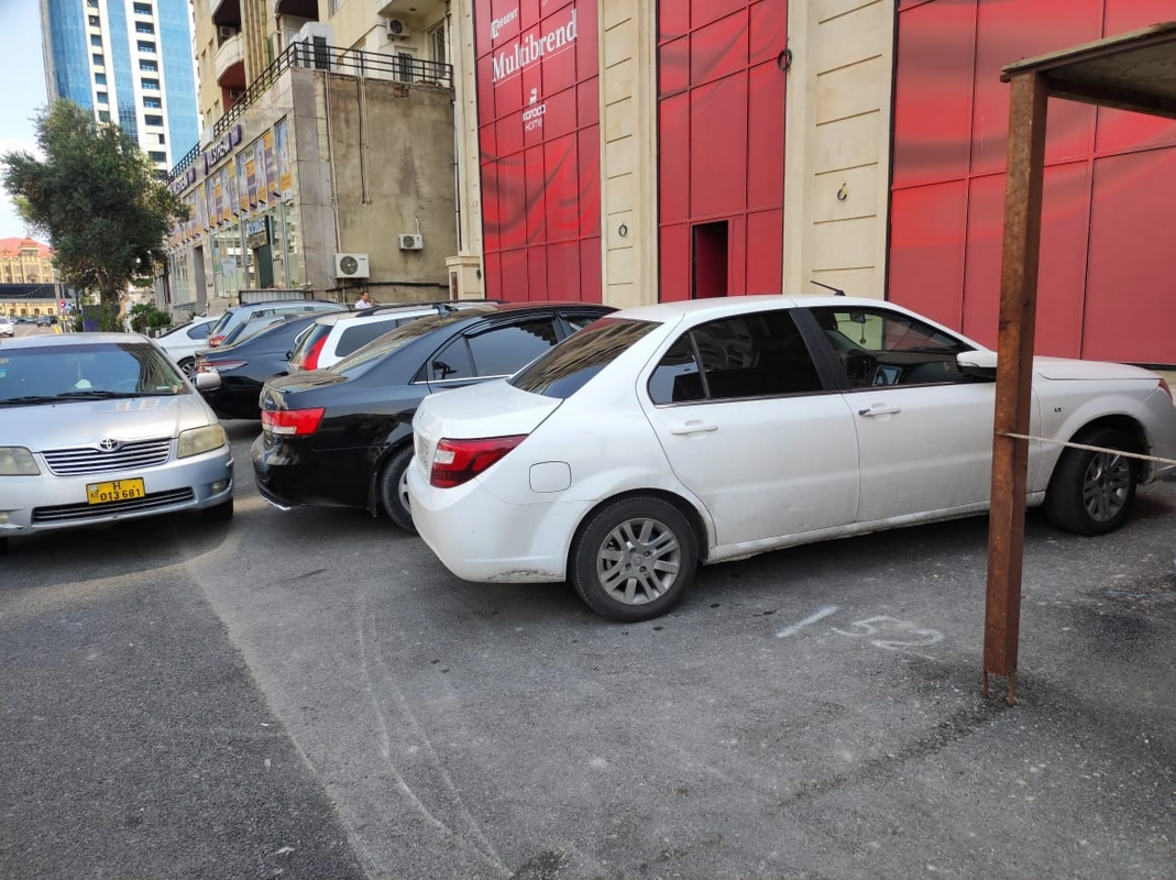 Zəbt olunan həmin səkilərlə bağlı rəsmi