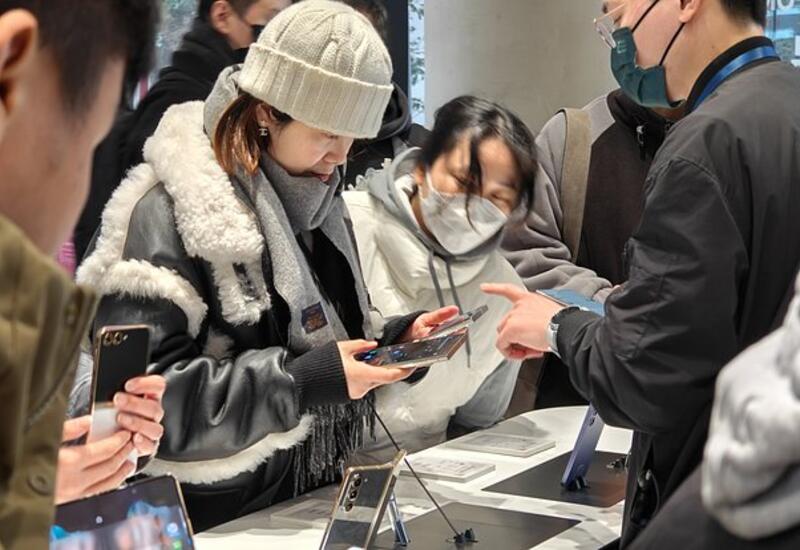 Два крупных производителя смартфонов потеряли часть мирового рынка