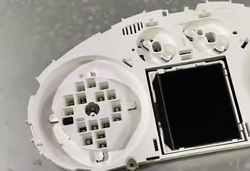 Bakıda maşın almaq istəyən şəxs alverçinin "qurbanı" oldu