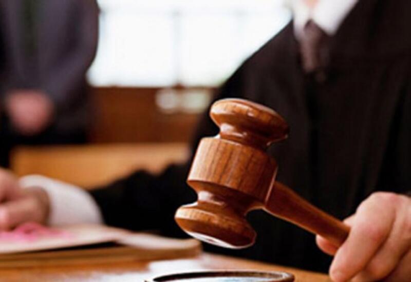 Dövlətə xəyanətdə ittiham olunan şəxsin məhkəməsinin hazırlıq iclası keçirilib