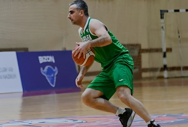 Bakının mərkəzində külli miqdarda PUL TAPILDI