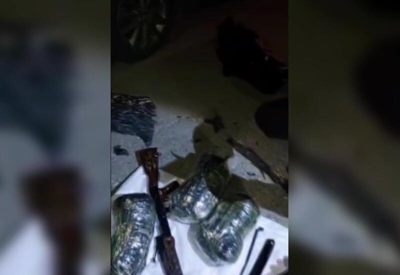 В Агсу арестованы вооруженные наркокурьеры