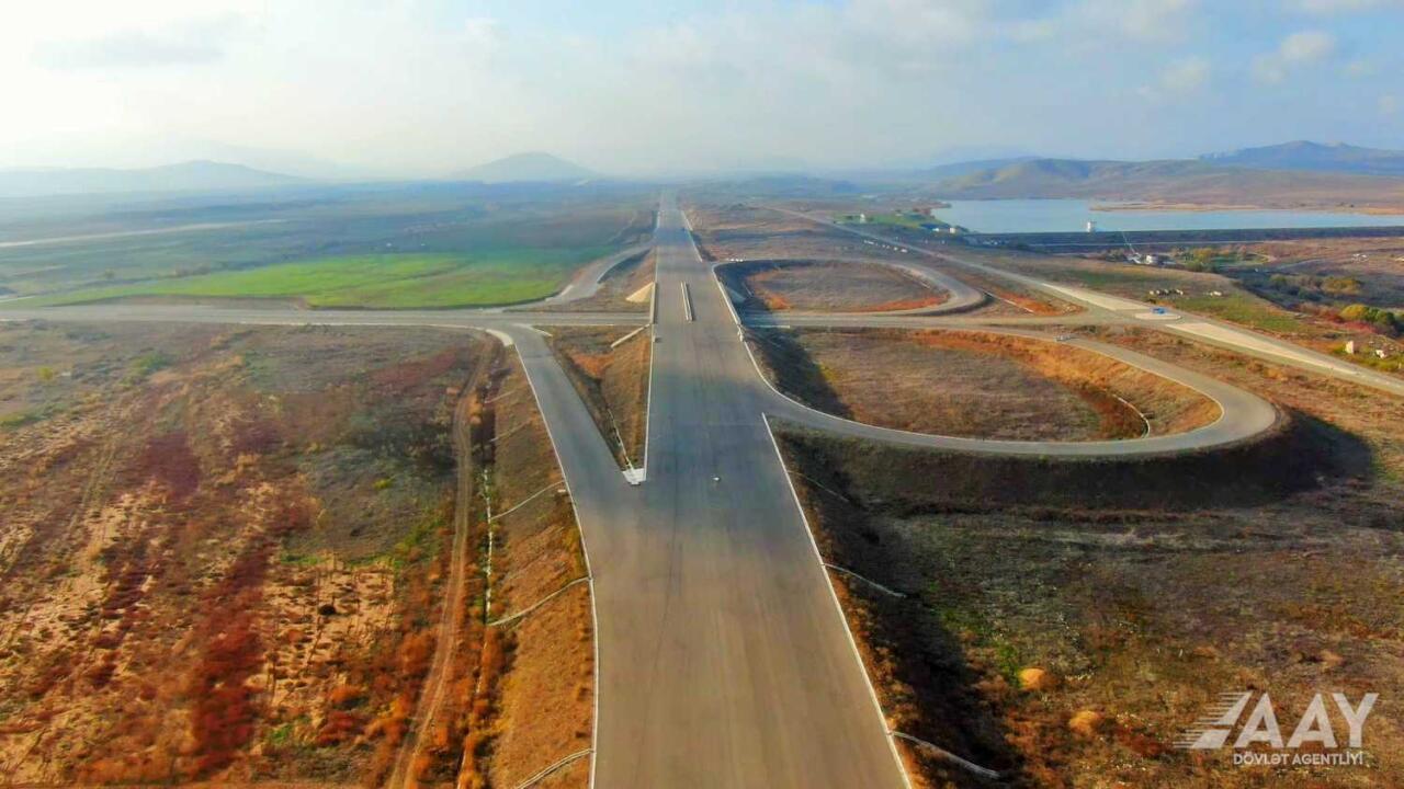 Əhmədbəyli-Füzuli-Şuşa yolunun beynəlxalq normalara uyğun tikintisi yekunlaşır