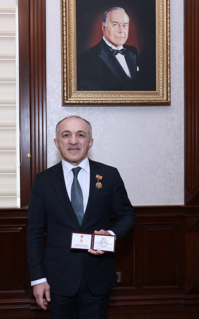 Belarusdakı diaspor təşkilatının rəhbərinə medal təqdim olunub