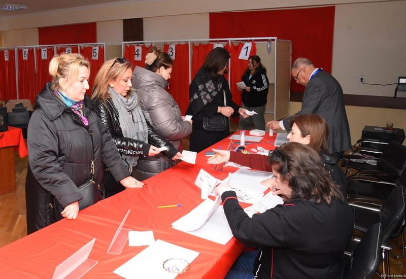 В Насиминском и Сабаильском районах Баку проявляется активность избирателей