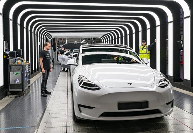 Прибыль Tesla рухнула