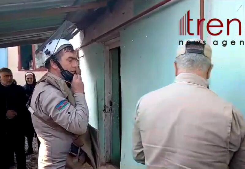 ANAMA-nın əməkdaşları Ağcabədidə partlayış baş verən evə baxış keçiriblər