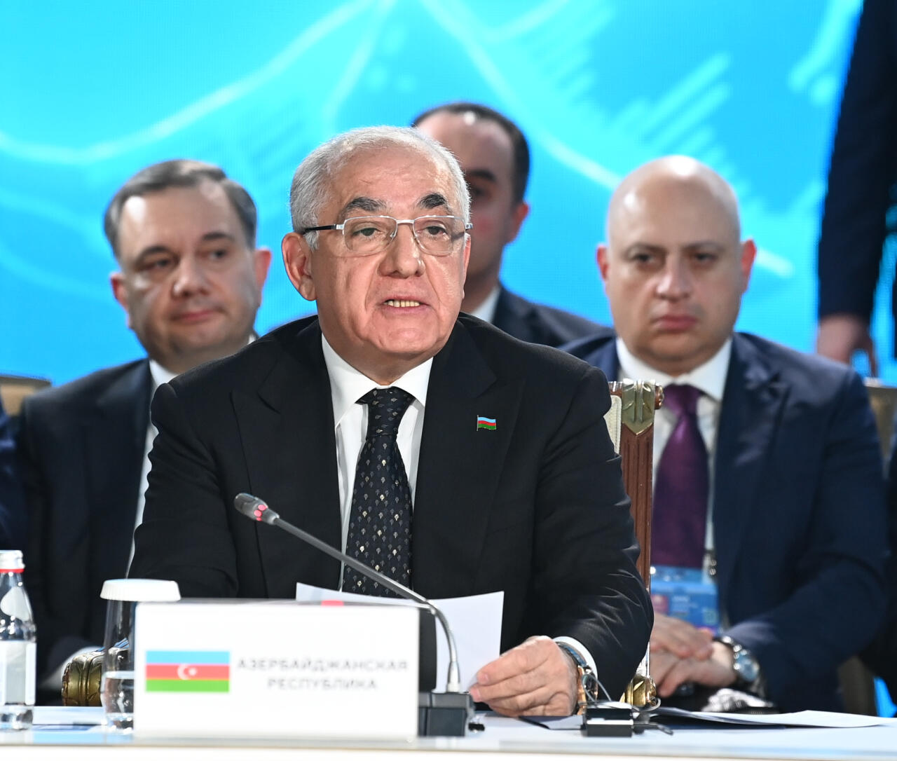 Əli Əsədov Avrasiya Hökumətlərarası Şurasının Almatıda keçirilən iclasında qonaq qismində iştirak edib