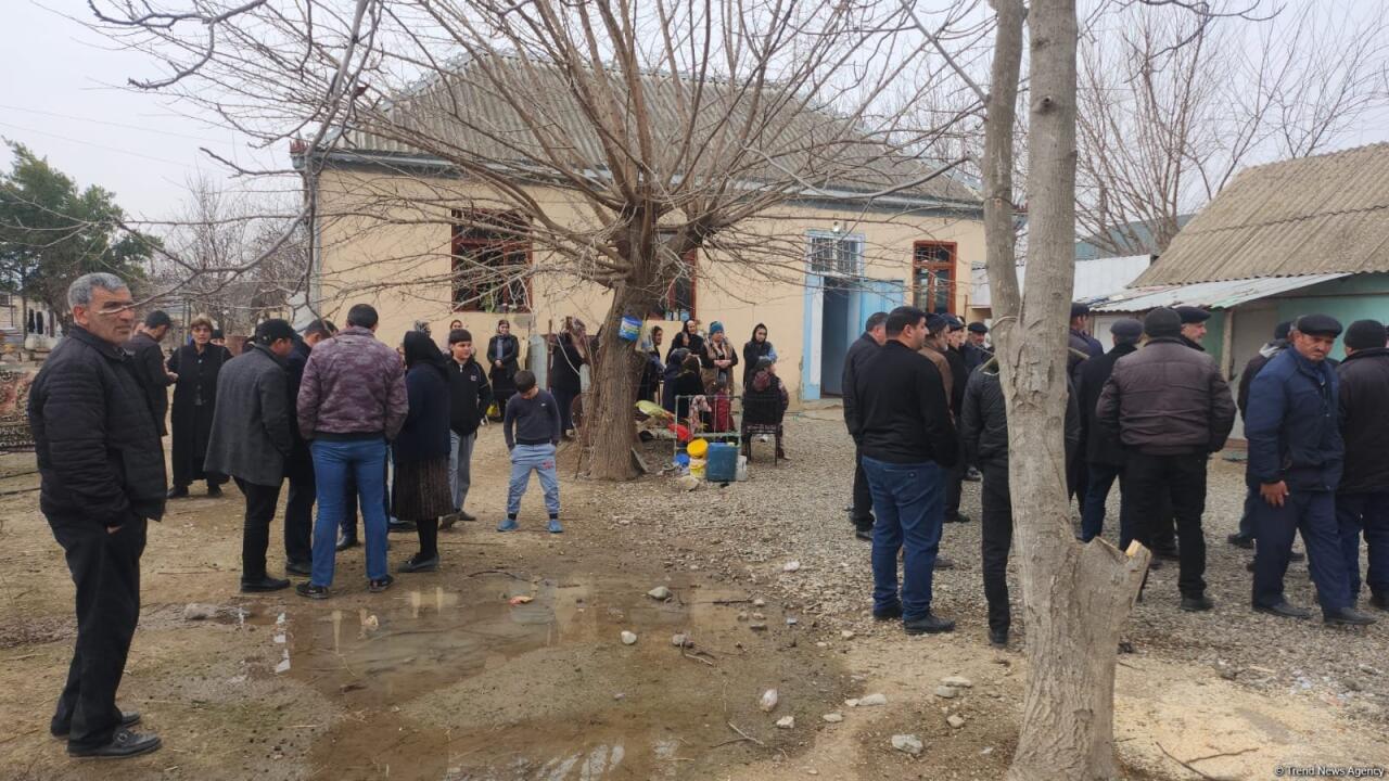 Ağcabədidə əl qumbarası partladı - ölənlər və yaralananlar var, cinayət işi başlanıb