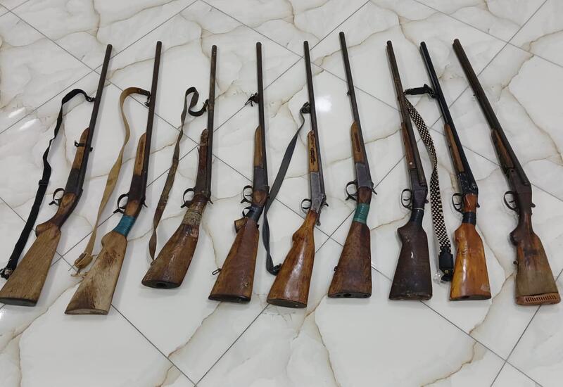 Жители Абшерона сдали в полицию 21 единицу оружия