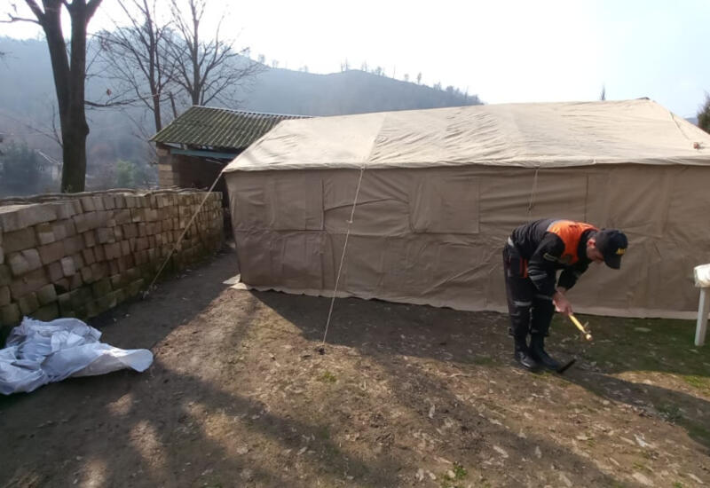 Lənkəranda evi yanan sakinə çadır qurulub