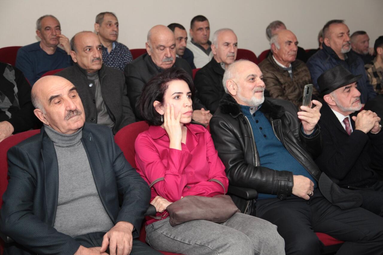 В Азербайджане отметили 80-летие кинопродюсера Арифа Сафарова