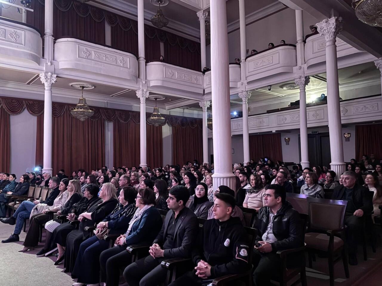 В Баку представлена концертная программа, посвященная творчеству Тофига Гулиева