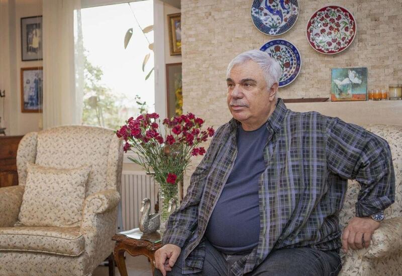 "Yaprak dökümü"nün Alirzasının küçədə qadınla