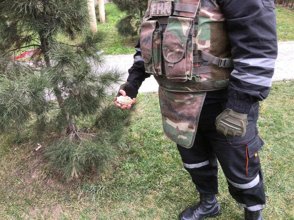В Баку обнаружена ручная граната