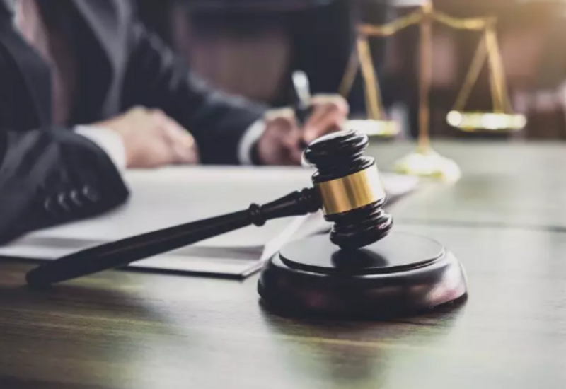 Azərbaycanda fəaliyyət göstərən vəkillərin sayı açıqlandı