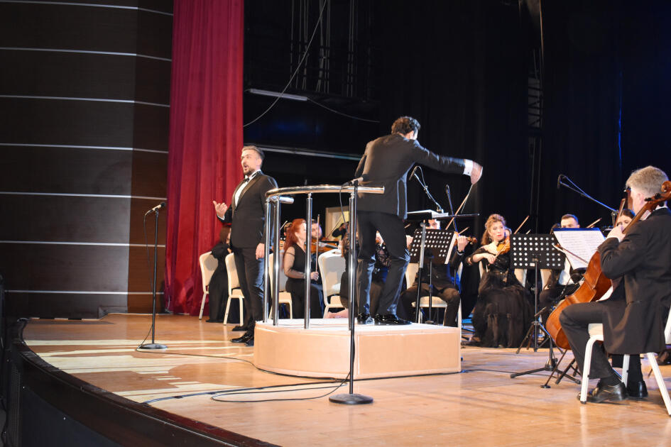 Qəbələdə “Qış nağılı” Beynəlxalq Musiqi Festivalının açılışı olub