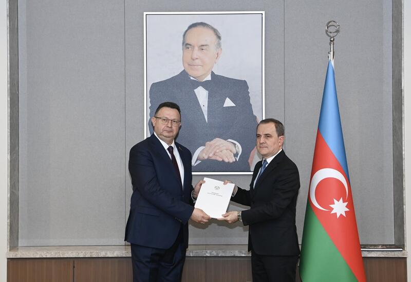 Ceyhun Bayramov Belarusun yeni səfiri ilə strateji tərəfdaşlığın inkişaf perspektivlərini müzakirə etdi