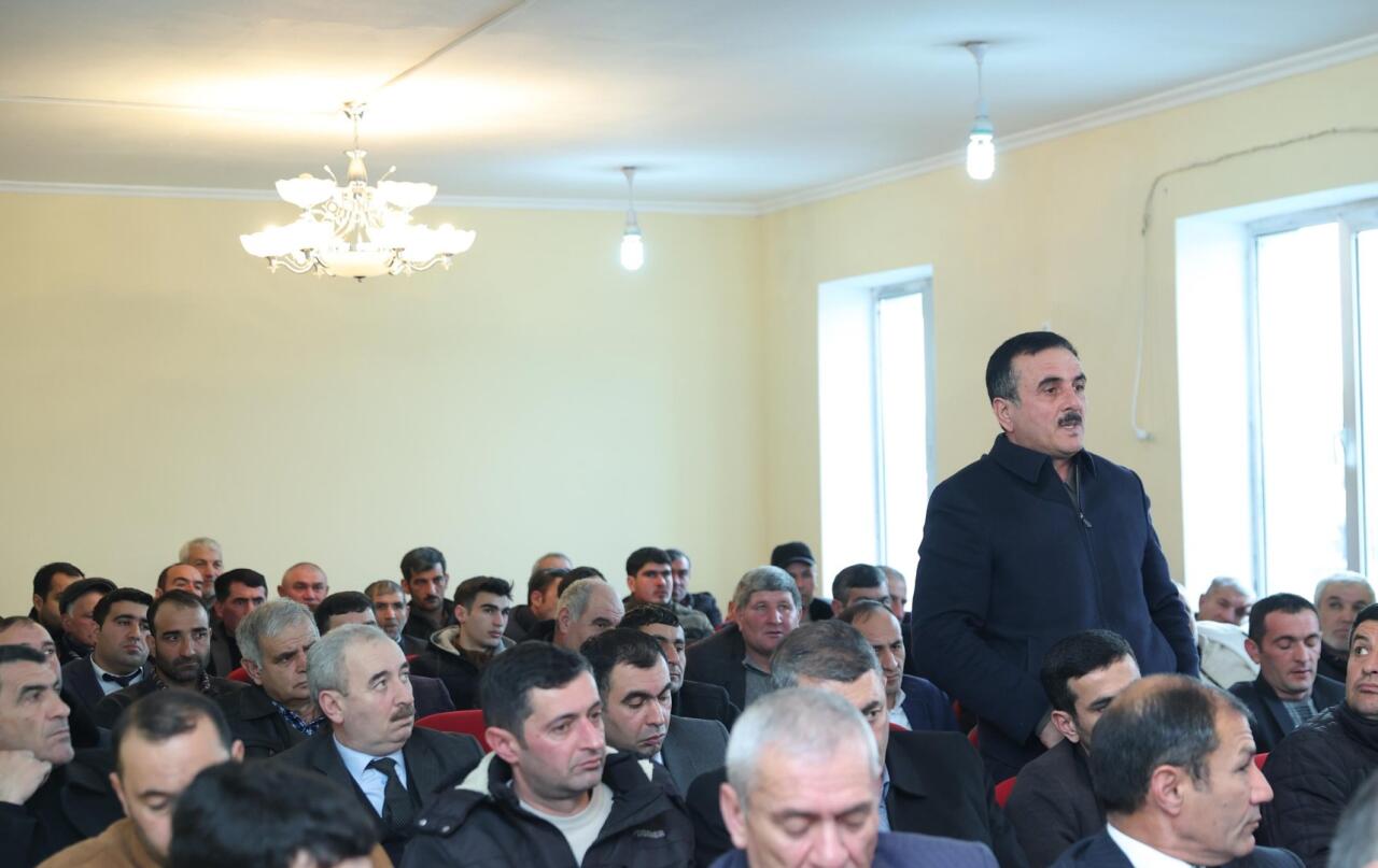 Qobustan rayonunda sahibkarlarla görüş keçirilib