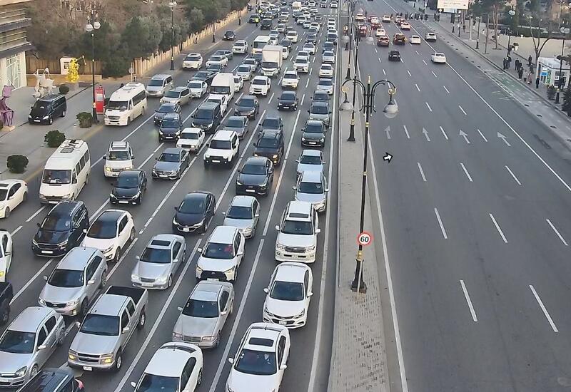 Paytaxtın bir sıra yollarında tıxac var