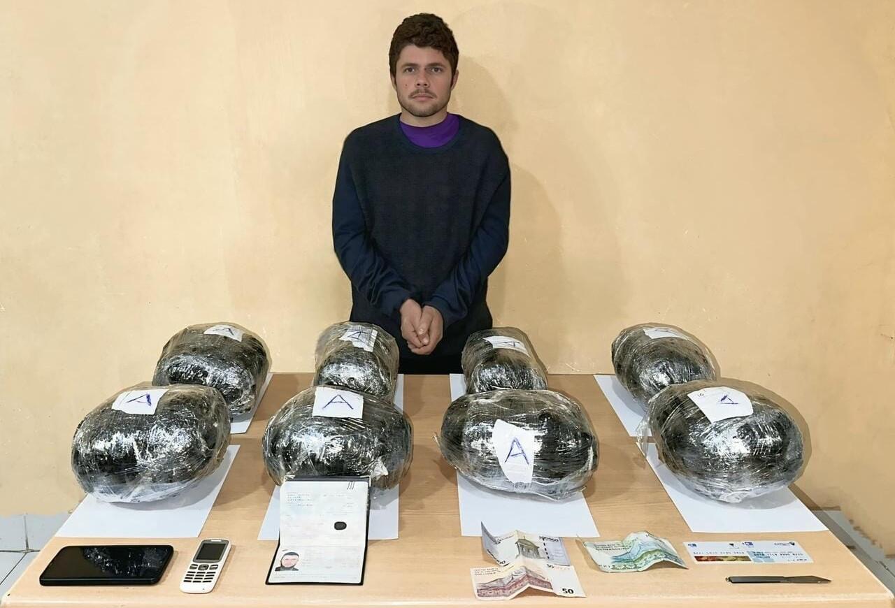 Azərbaycana külli miqdarda narkotik vasitə keçirməyə cəhd edən şəxslər saxlanılııb