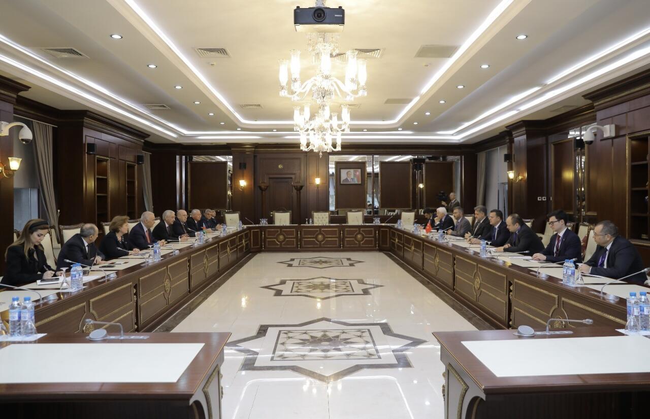 Азербайджан и Турция обсудили развитие межпарламентских связей