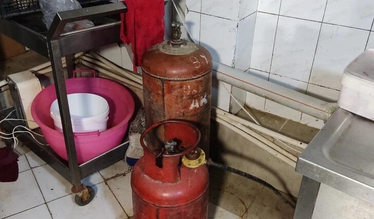 В Баку проверили условия использования газовых баллонов
