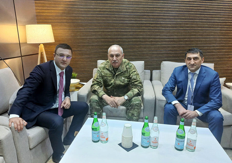 Азербайджан и ОАЭ разрабатывают стратегию расширения военно-технического сотрудничества