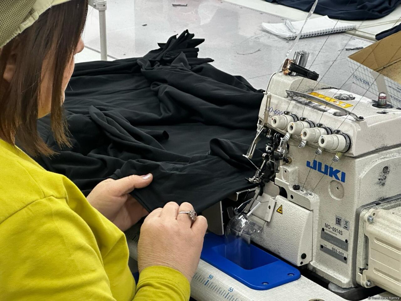Ханкендинская швейная фабрика начнет производство ткани из местного сырья