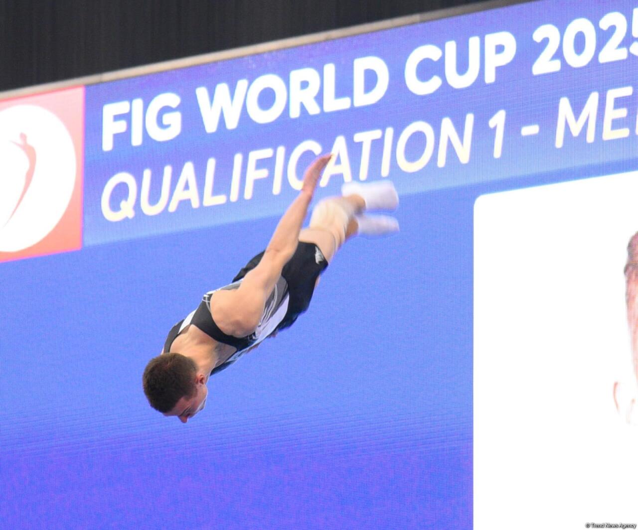 В Баку стартовал Кубок мира по прыжкам на батуте и тамблингу