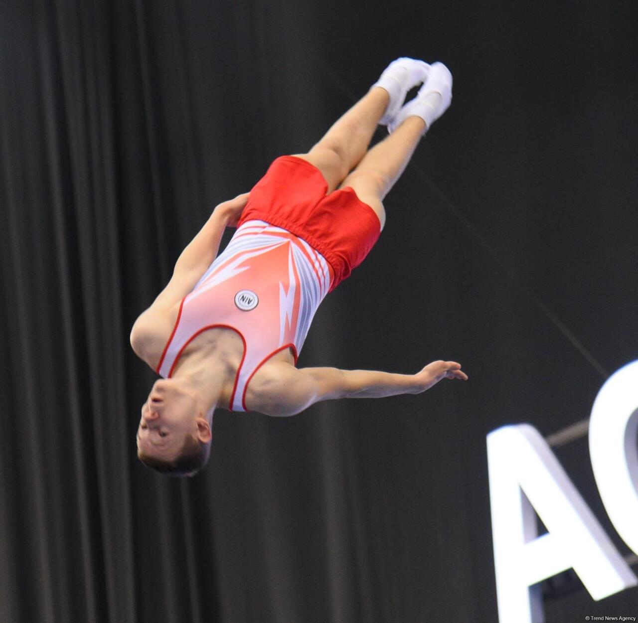 В Баку стартовал Кубок мира по прыжкам на батуте и тамблингу