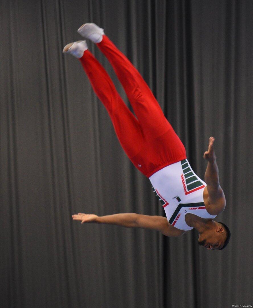 В Баку стартовал Кубок мира по прыжкам на батуте и тамблингу