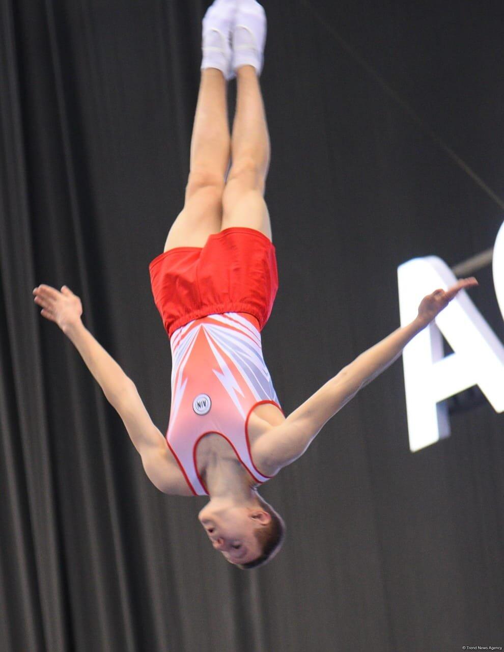В Баку стартовал Кубок мира по прыжкам на батуте и тамблингу