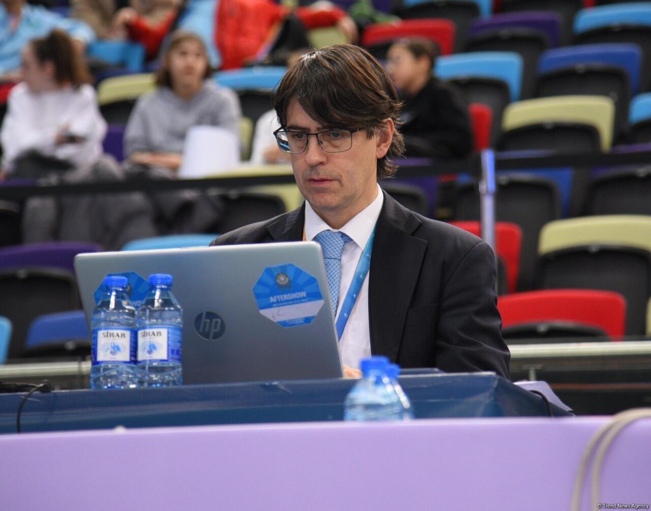 В Баку стартовал Кубок мира по прыжкам на батуте и тамблингу