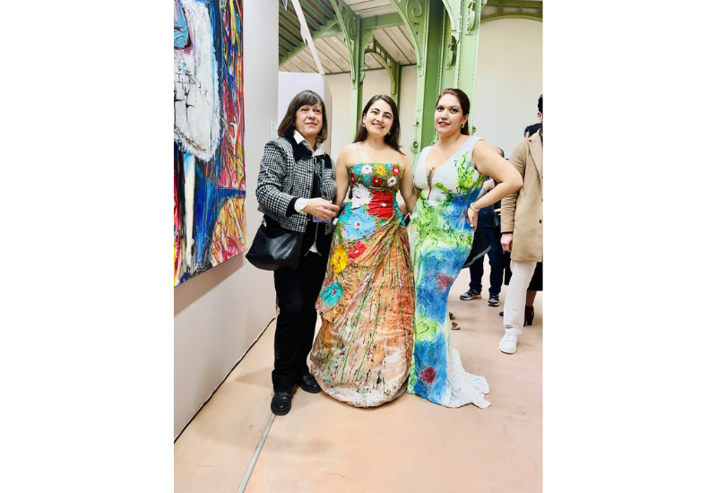 Картина заслуженного художника Азербайджана представлена на вернисаже в Париже