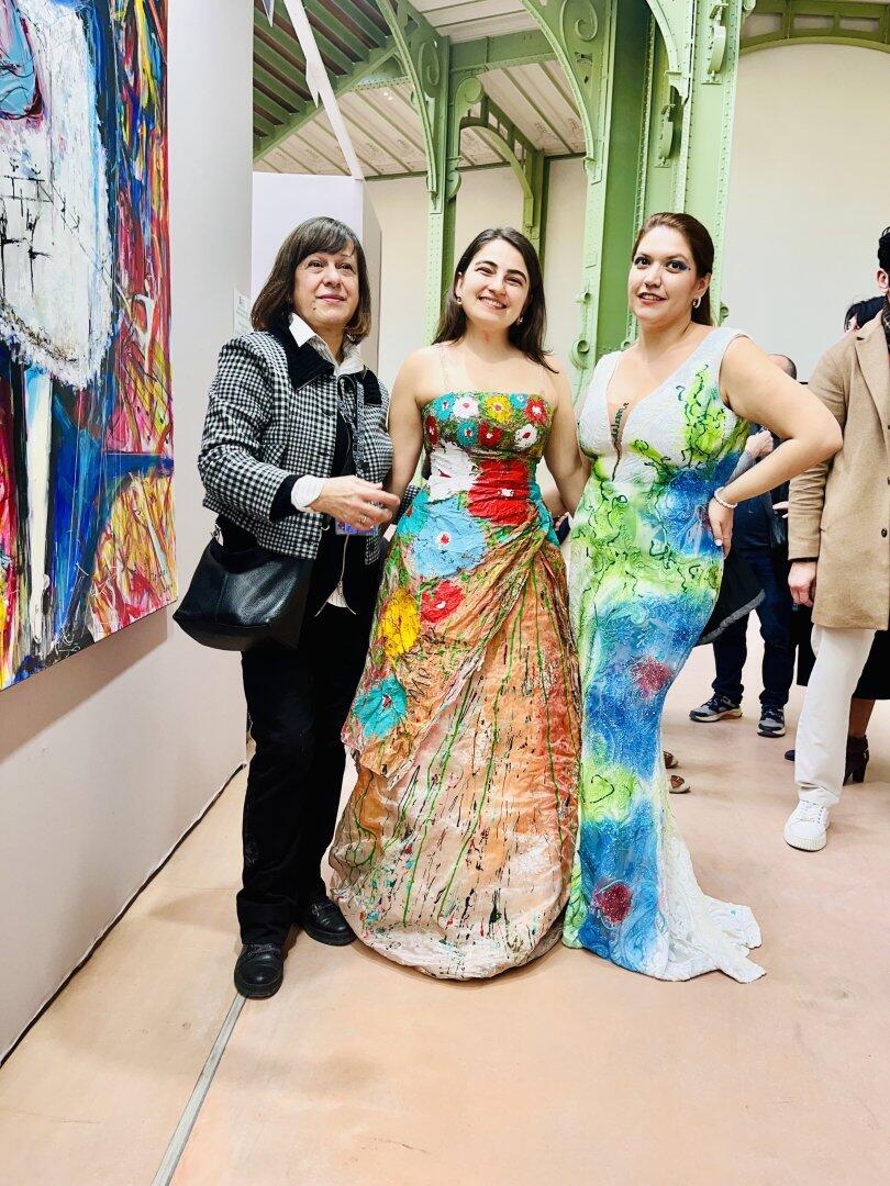 Картина заслуженного художника Азербайджана представлена на вернисаже в Париже