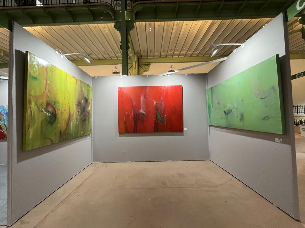 Картина заслуженного художника Азербайджана представлена на вернисаже в Париже