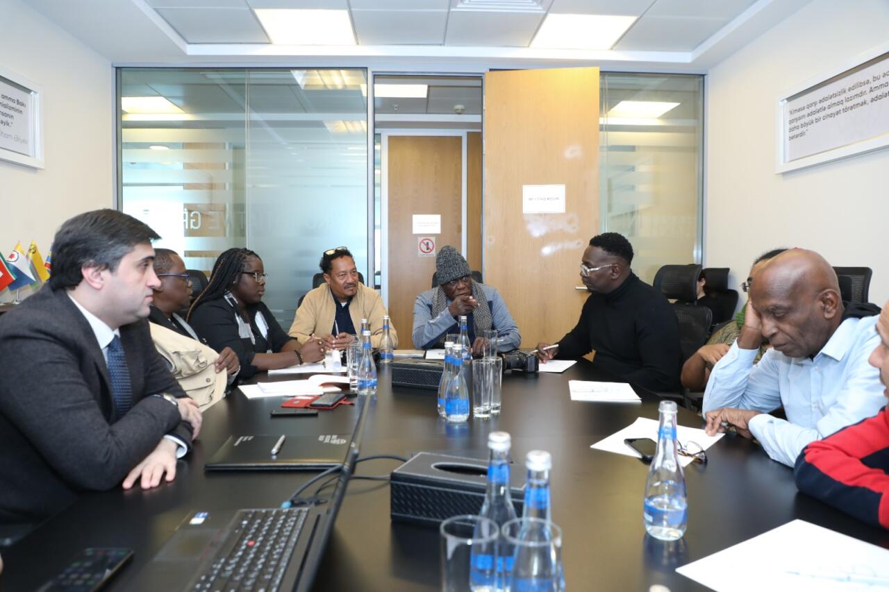 Представители СМИ из французских колоний встретились с руководством Бакинской инициативной группы