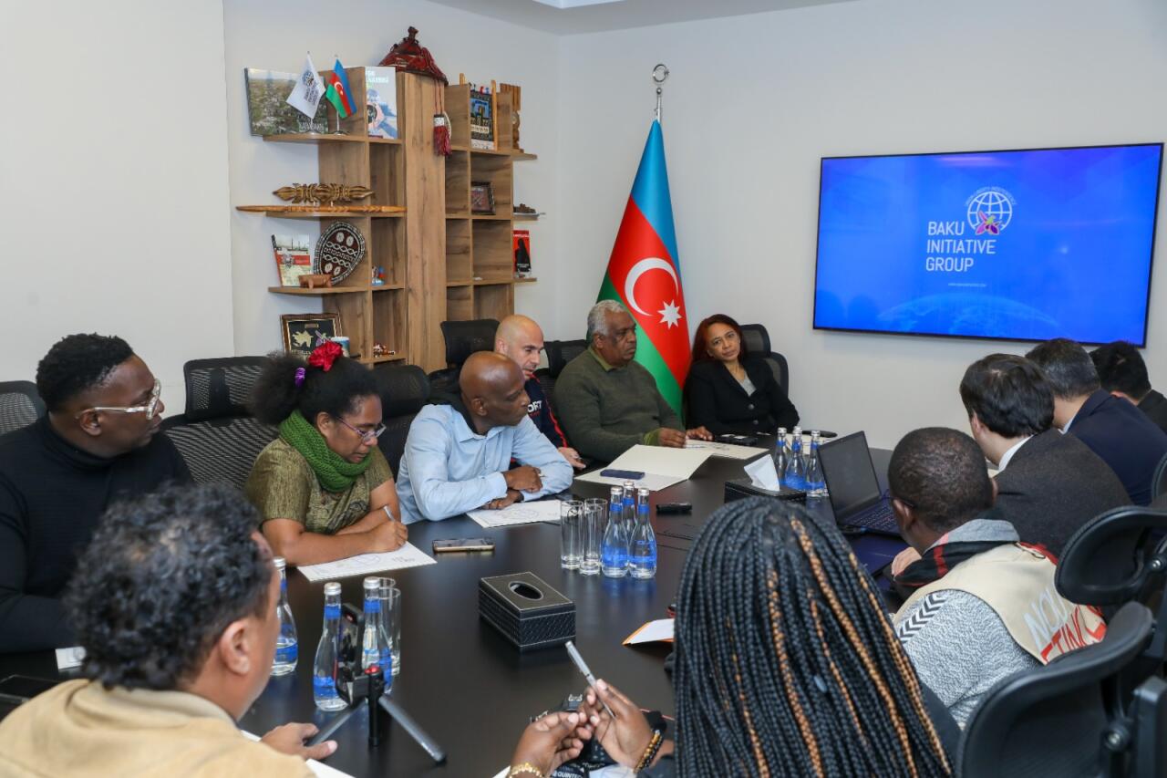 Представители СМИ из французских колоний встретились с руководством Бакинской инициативной группы